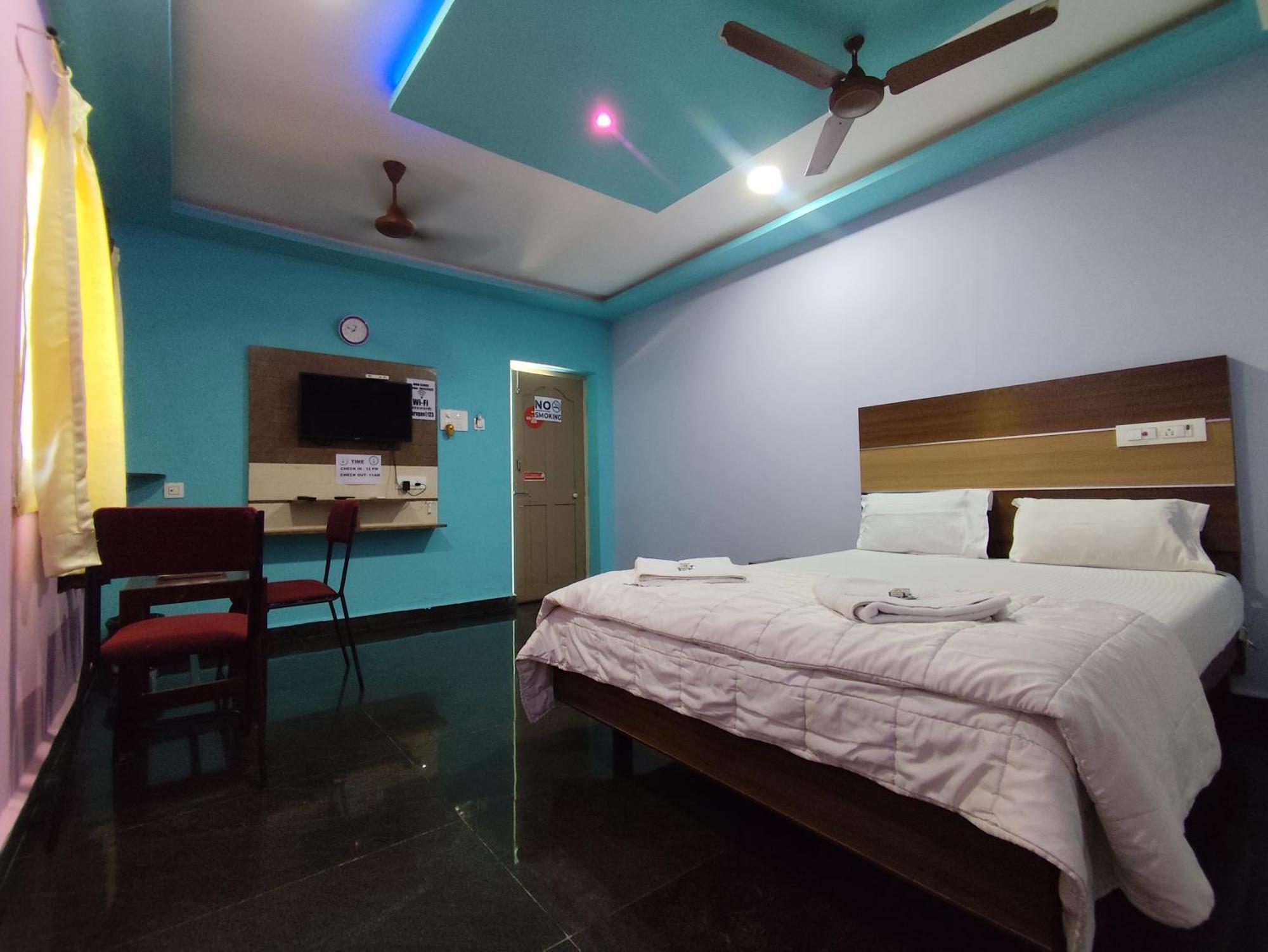 Sri Murugan Beach Paradise Hotel Mahabalipuram Exterior foto